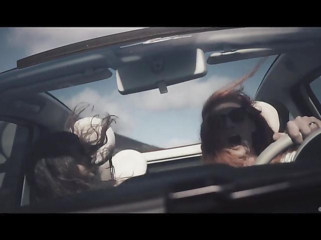 Olivia Sin & Eric El Gran - Hot couple having fun in bed