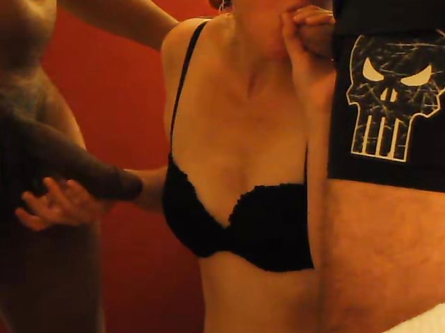 Amateur interracial cuckold with a BBC