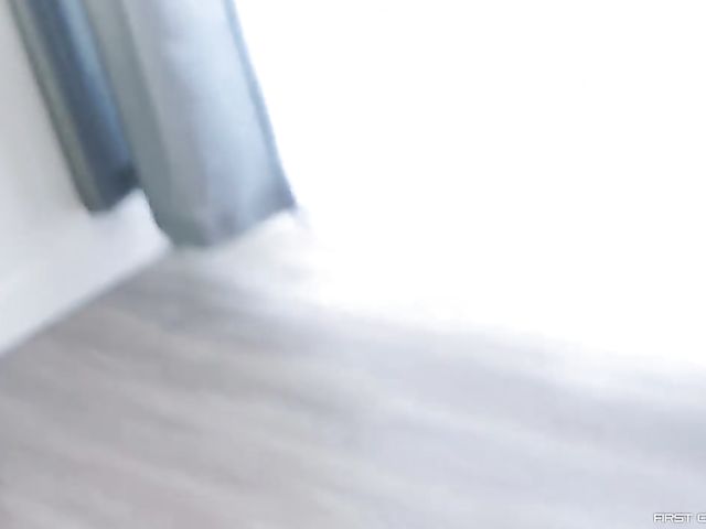 Big tits handjob with nude beauty Astrid Star