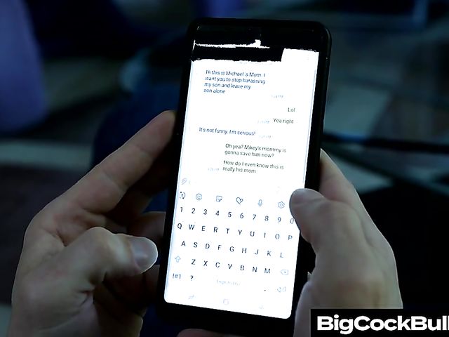 Sexy MILF Alana Cruise loves Bruce Venture's big gun