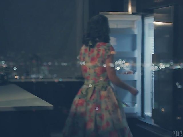 FFM threesome with kinky Whitney Wright and Casey Calvert