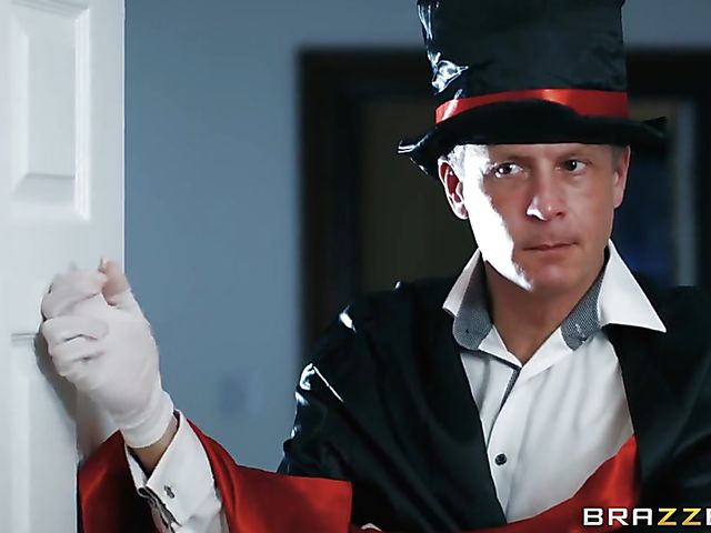 Danny D fucks magician's busty MILF wife Princess Jas