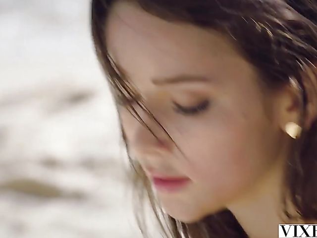 Beach sex on a tropical island with Ellie Leen