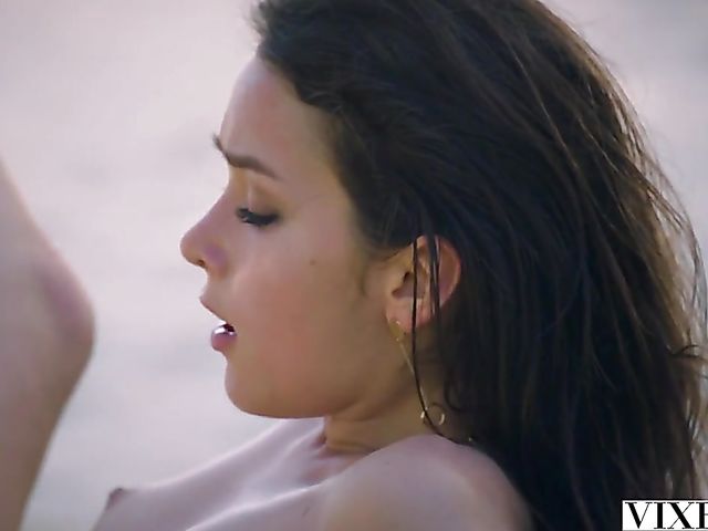 Beach sex on a tropical island with Ellie Leen