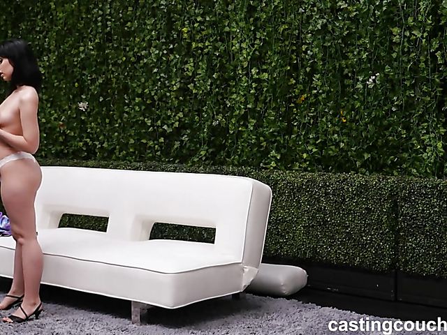 Casting interracial fun with cute Daphne