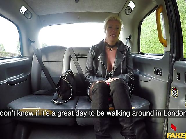 Kate Truu - Pantyhose anal with a taxi driver