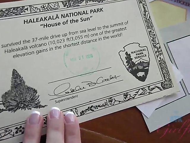 Hairy girlfriend Niki Snow is naked on the beach