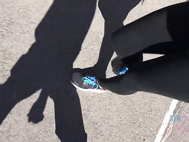 Hairy girlfriend Niki Snow is naked on the beach