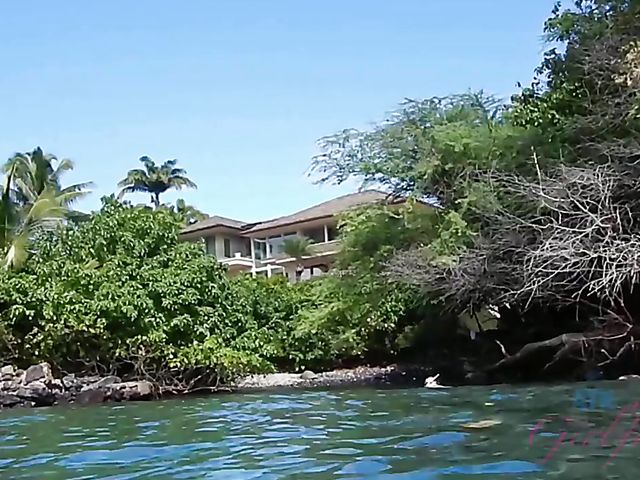 Hairy girlfriend Niki Snow is naked on the beach