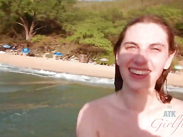 Hairy girlfriend Niki Snow is naked on the beach