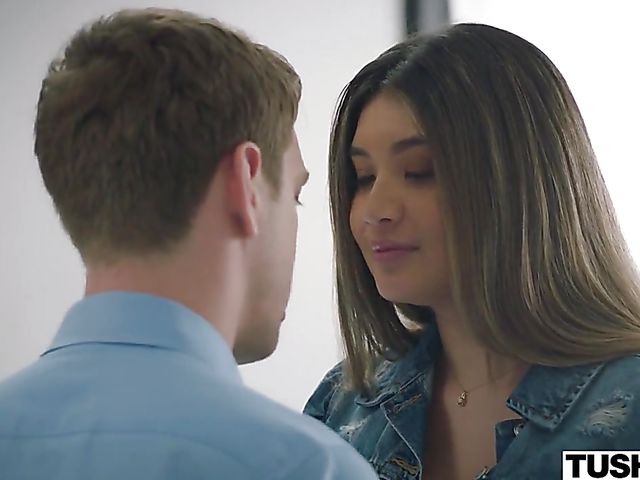 Brenna Sparks and Markus Dupree have anal sex on a rainy day