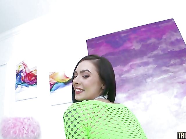 Slippery anal fuck with dark-haired Marley Brinx