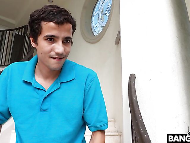 Mom teen threesome with Sloan Harper and Rachael Cavalli