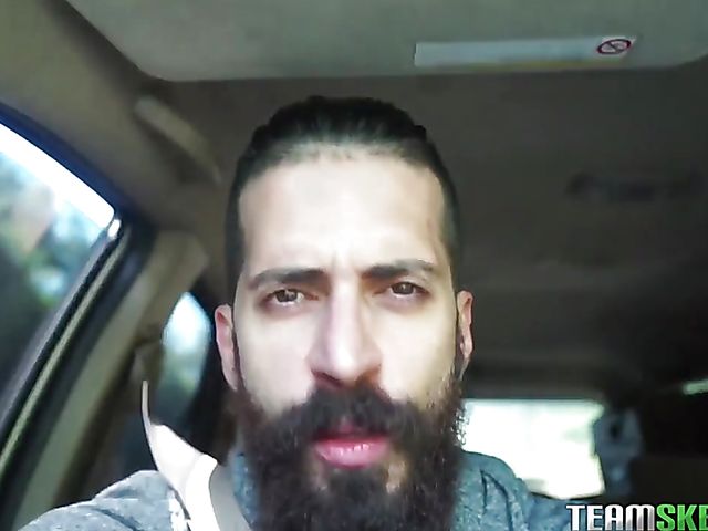 Mis Monroy is proud of her huge colombian ass