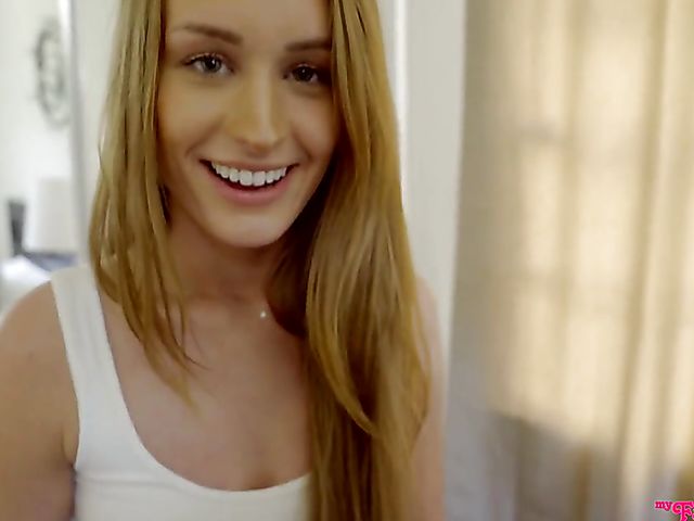 His stepsis Daisy Stone has got a sexy ass