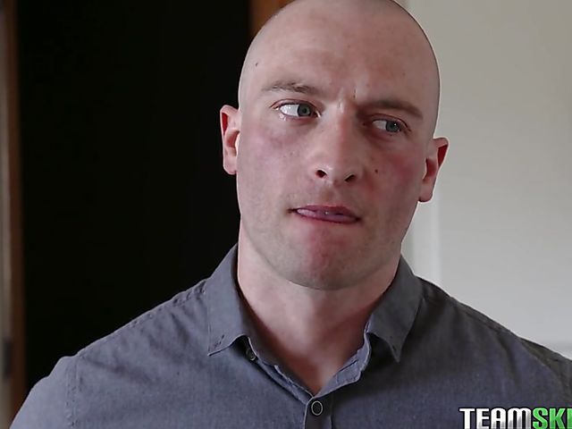 Teen FFM 3some with April Aniston and Vienna Rose