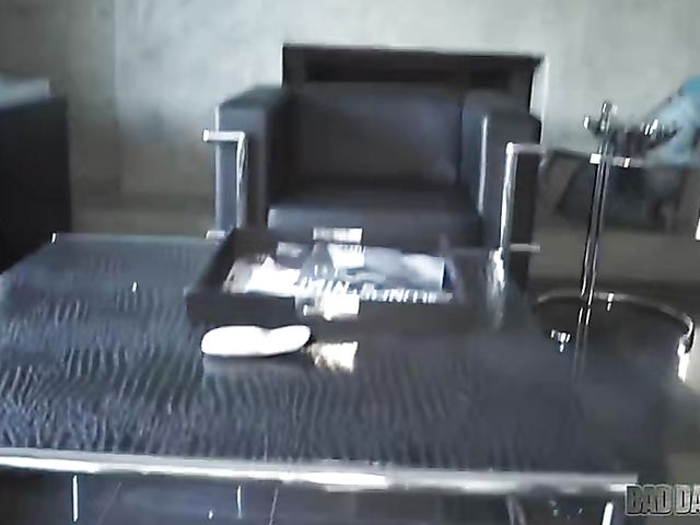 Sadie Pop - Slutty teen stepdaughter POV with her daddy