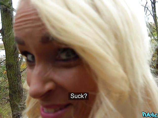 MILF for cash in the outdoors featuring Sophie Logan 