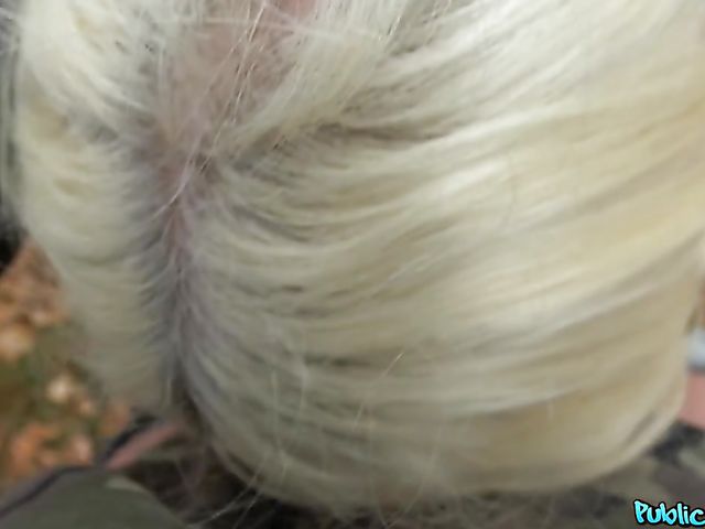 MILF for cash in the outdoors featuring Sophie Logan 