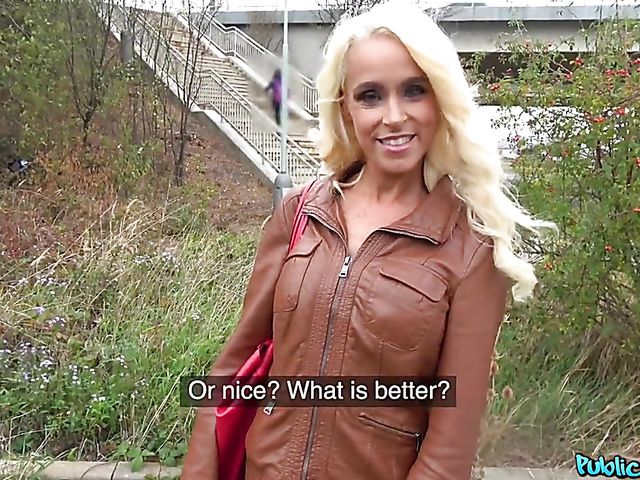 MILF for cash in the outdoors featuring Sophie Logan 