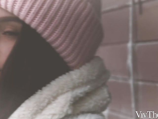 Teen lesbians Alice Klay and Lana Roy keep warm in winter