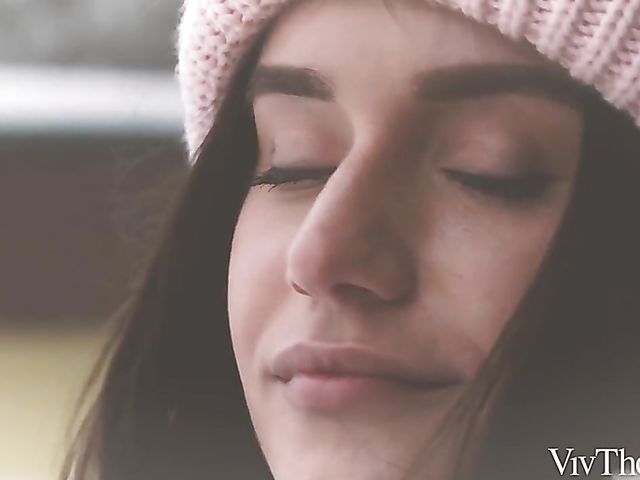 Teen lesbians Alice Klay and Lana Roy keep warm in winter