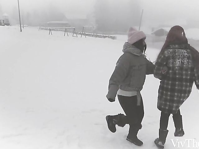 Teen lesbians Alice Klay and Lana Roy keep warm in winter