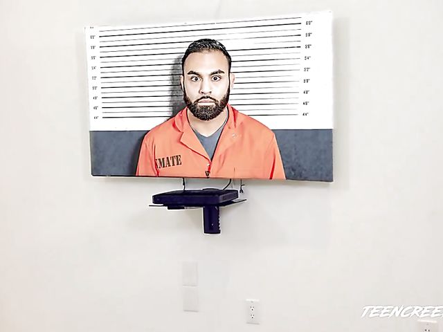 Saucy teen Avery Moon gets tied and fucked