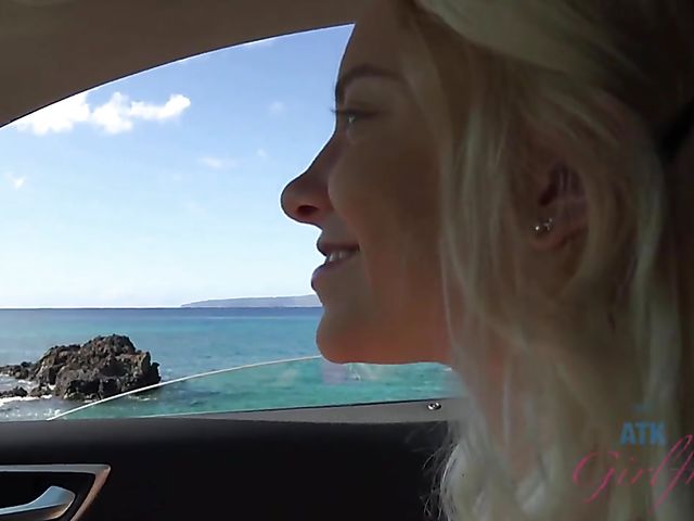 Traveling with small tits blonde Riley Star