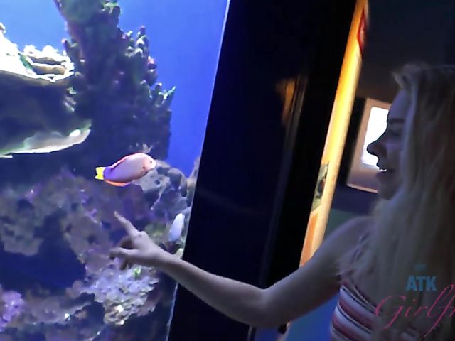 Traveling with small tits blonde Riley Star