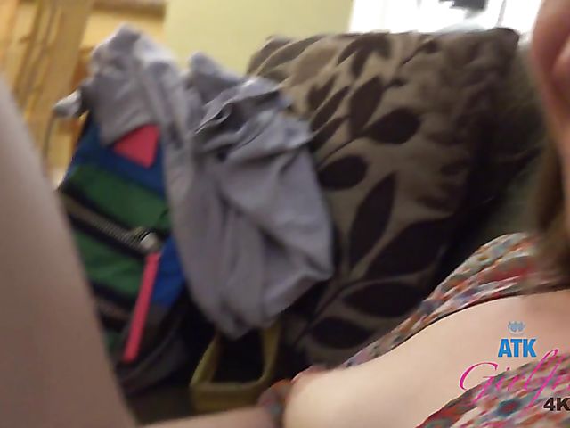 Hairy girlfriend Niki Snow gets some dick