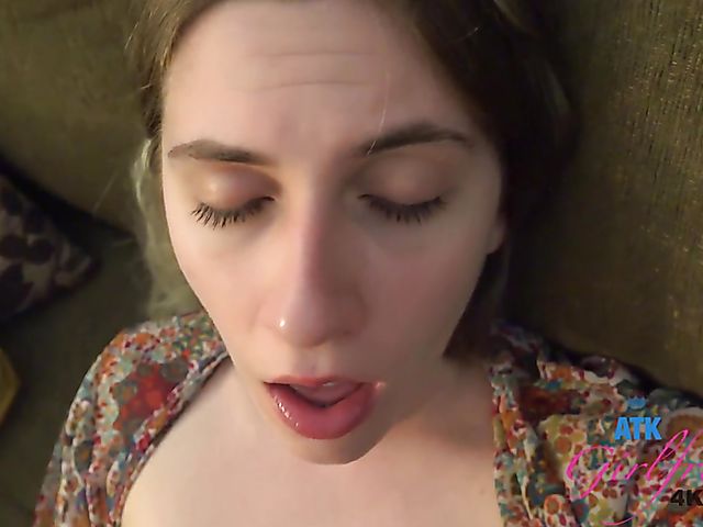 Hairy girlfriend Niki Snow gets some dick