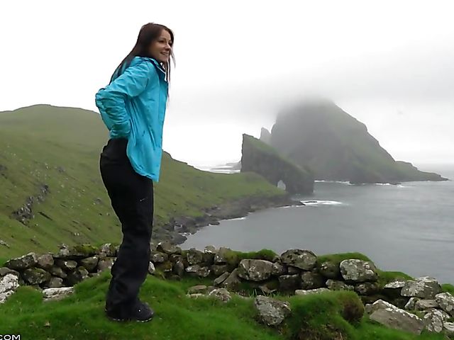 The Faroe Islands solo outdoor fun with Lexa