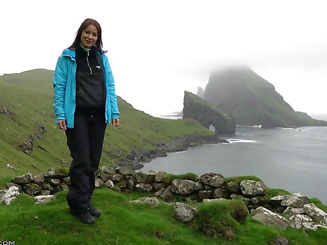 The Faroe Islands solo outdoor fun with Lexa