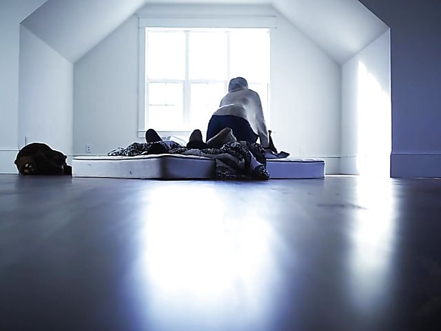 Cute MILF Mona Wales gets nasty with Zac Wild 