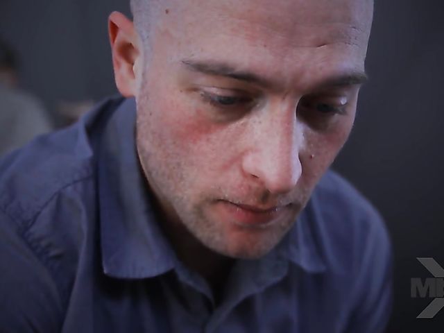 Cute MILF Mona Wales gets nasty with Zac Wild 