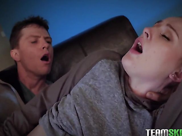 Sleeping blowjob and hot fuck with nasty stepsis Danni Rivers