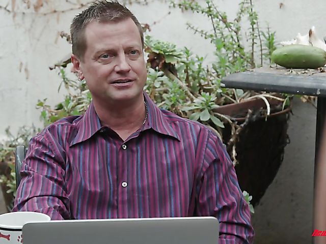 Deepthroat gangbang with insatiable Vera King