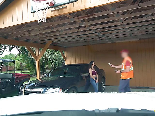 Latina big tits babe Gabriela Lopez has fun with a car mechanic