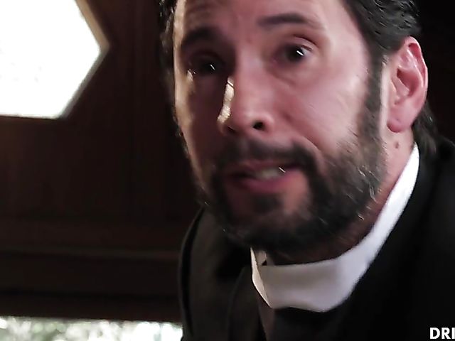 Jasmine Jae - Big tits anal mommy and the preacher 