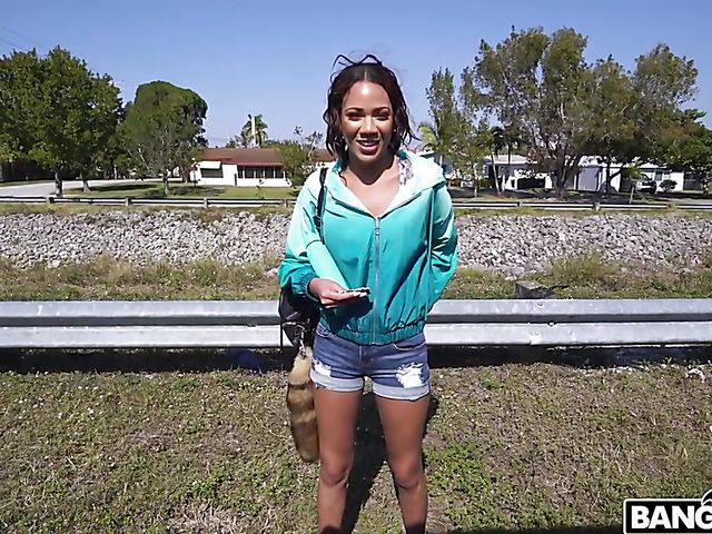 Light skin ebony London Tisdale picked up and fucked