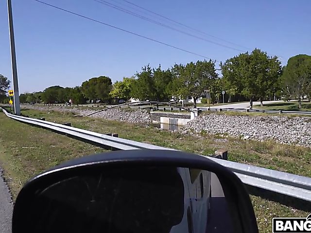 Light skin ebony London Tisdale picked up and fucked