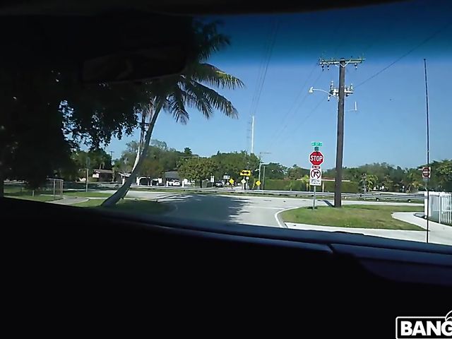 Light skin ebony London Tisdale picked up and fucked