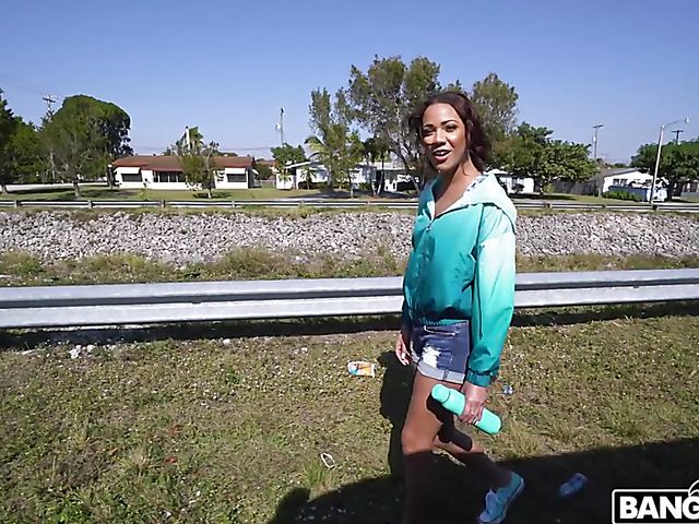 Light skin ebony London Tisdale picked up and fucked