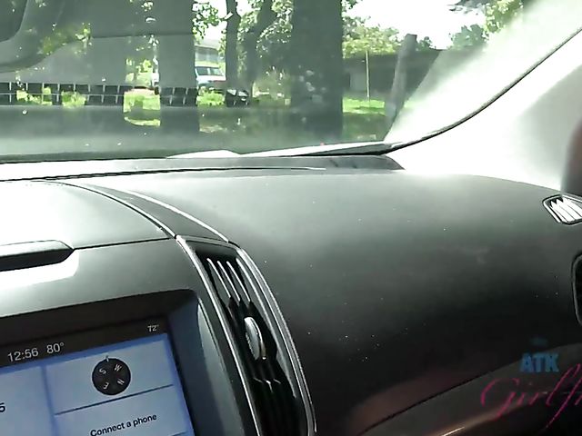 Outdoor POV with blonde girl Riley Star