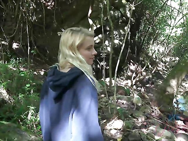 Outdoor POV with blonde girl Riley Star