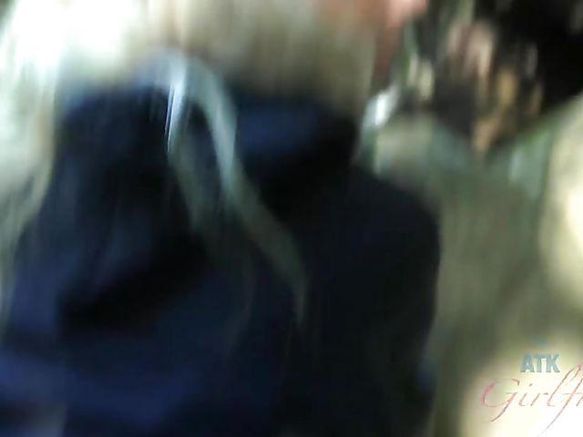 Outdoor POV with blonde girl Riley Star