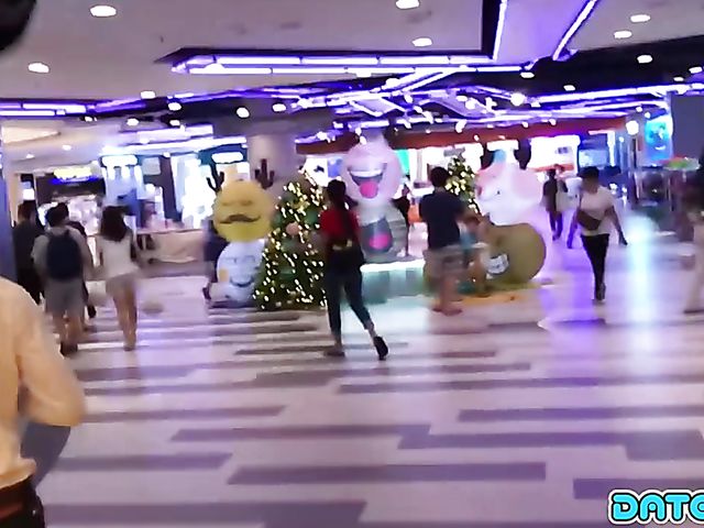 Hot date with petite japanese chick Miyabi