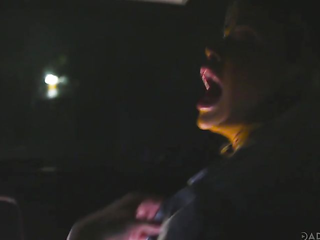 Lady Gonzo with blonde big tits bitch Jessa Rhodes