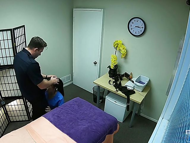 Massage parlor blowjob and sex with asian Jade Kush